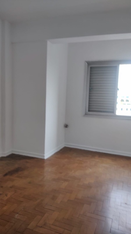 Apartamento à venda com 1 quarto, 35m² - Foto 2