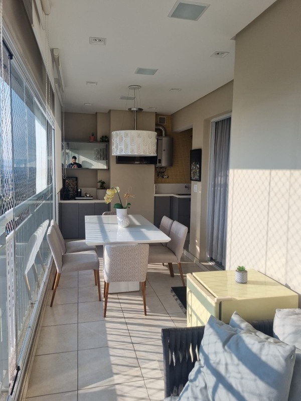 Apartamento à venda com 2 quartos, 68m² - Foto 34