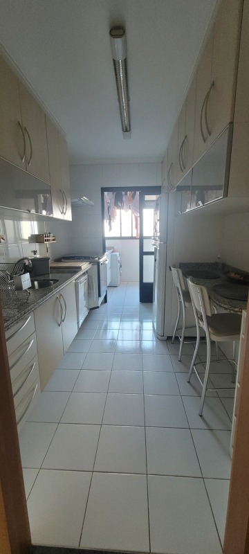 Apartamento à venda com 3 quartos, 92m² - Foto 4