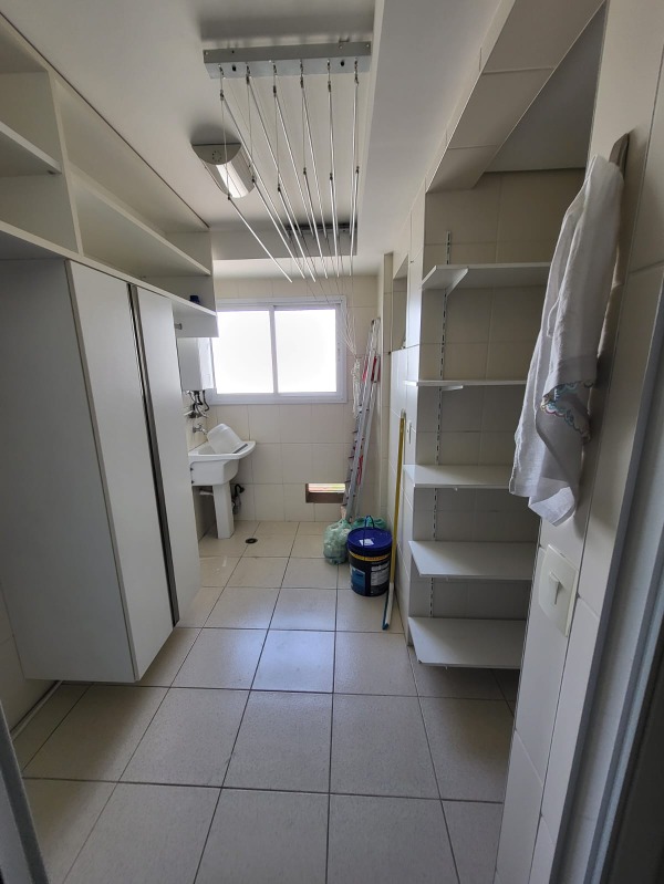 Apartamento à venda com 3 quartos, 101m² - Foto 9