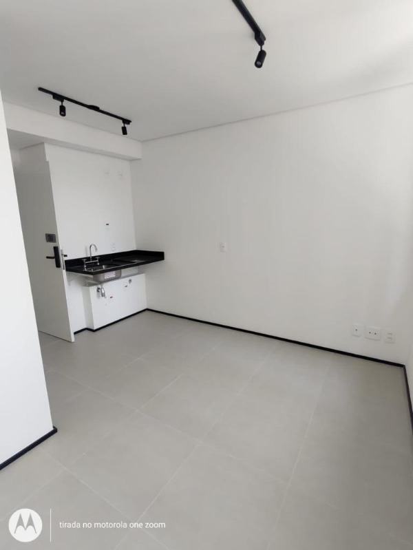 Apartamento à venda com 1 quarto, 17m² - Foto 14