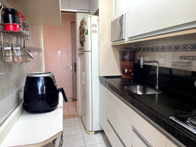 Apartamento à venda com 2 quartos, 48m² - Foto 5