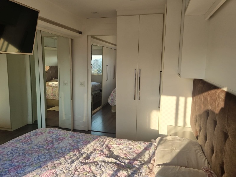 Apartamento à venda com 2 quartos, 68m² - Foto 18