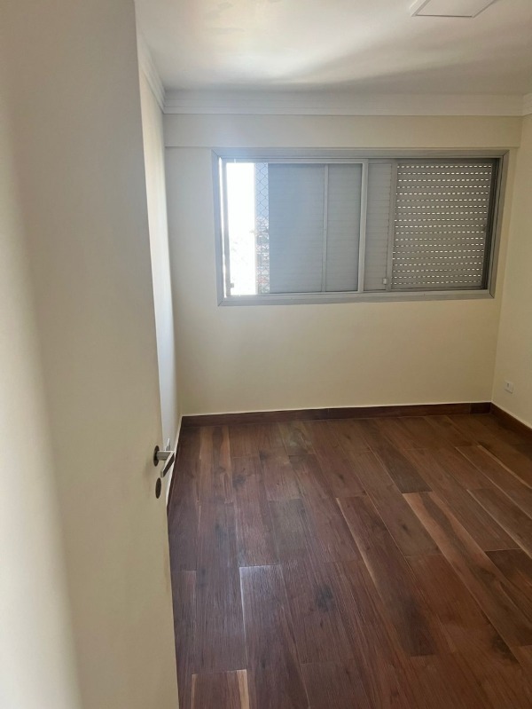 Apartamento à venda com 2 quartos, 57m² - Foto 10