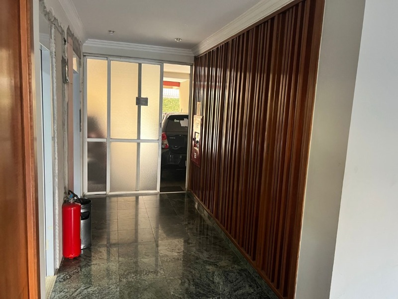 Apartamento à venda com 2 quartos, 57m² - Foto 17