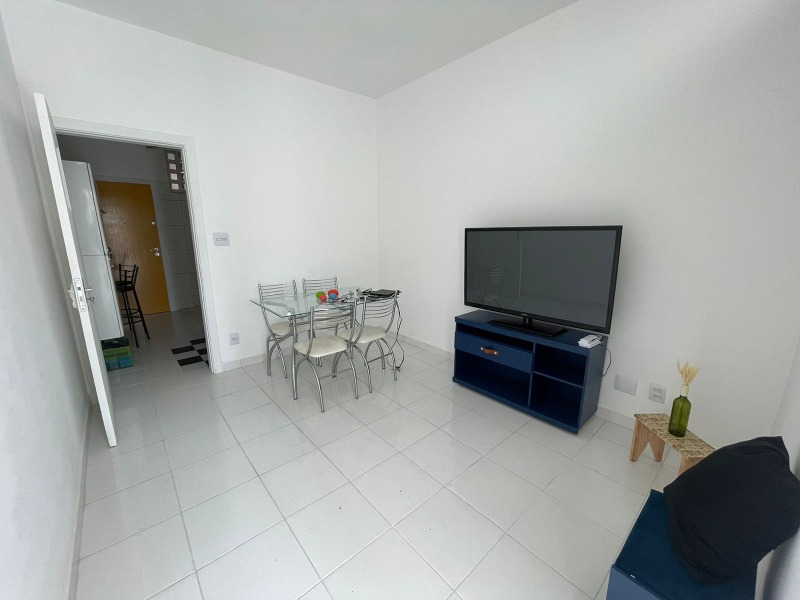 Apartamento à venda com 1 quarto, 45m² - Foto 6