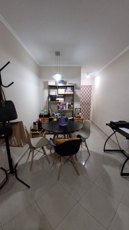 Apartamento à venda com 2 quartos, 57m² - Foto 1