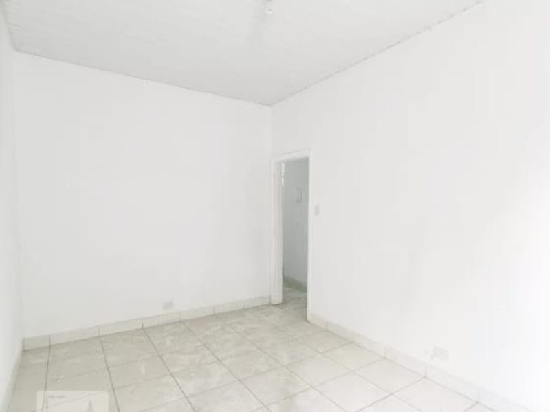 Apartamento à venda com 1 quarto, 37m² - Foto 11