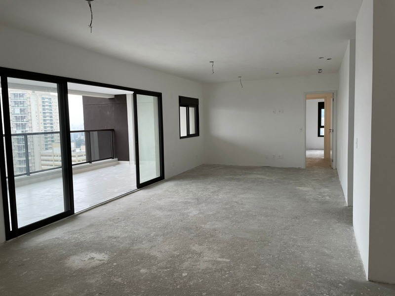 Apartamento à venda com 3 quartos, 159m² - Foto 1