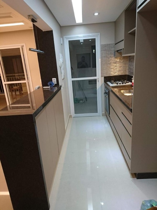 Apartamento à venda com 2 quartos, 85m² - Foto 13