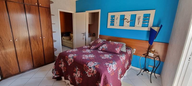 Casa à venda com 3 quartos, 225m² - Foto 8