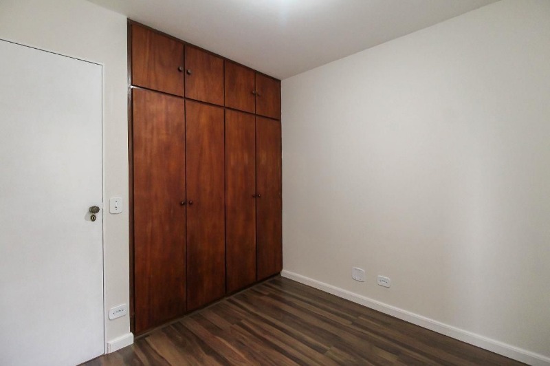 Apartamento à venda com 3 quartos, 70m² - Foto 25