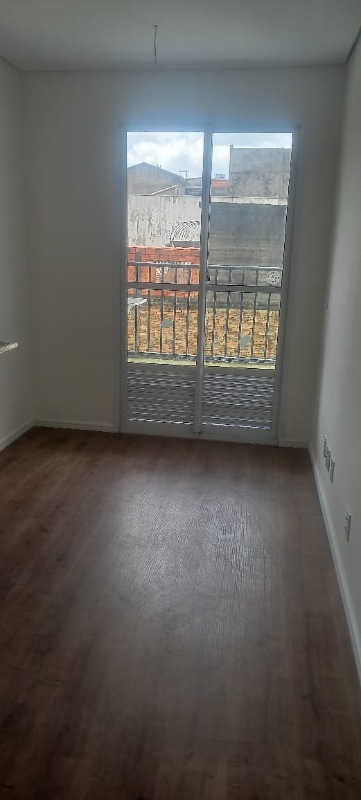 Apartamento à venda com 1 quarto, 32m² - Foto 1