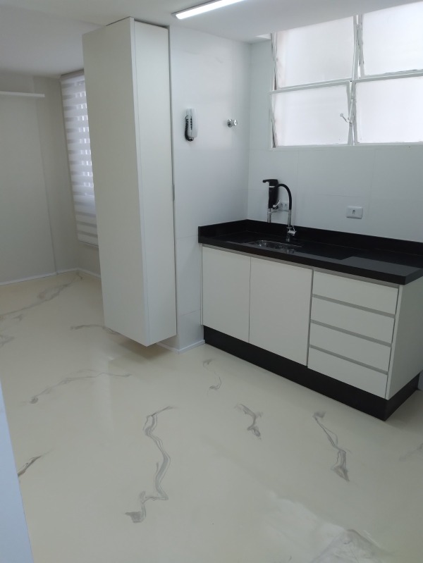 Apartamento para alugar com 1 quarto, 45m² - Foto 12