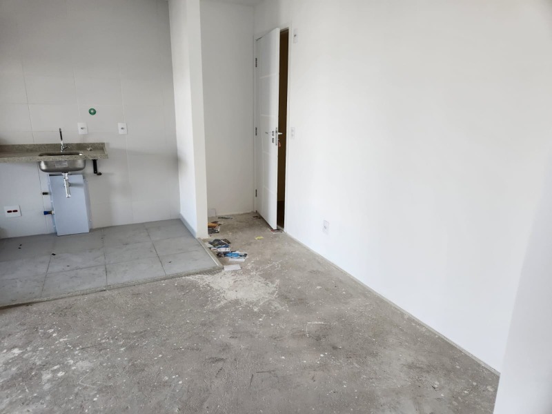 Apartamento à venda com 2 quartos, 60m² - Foto 15