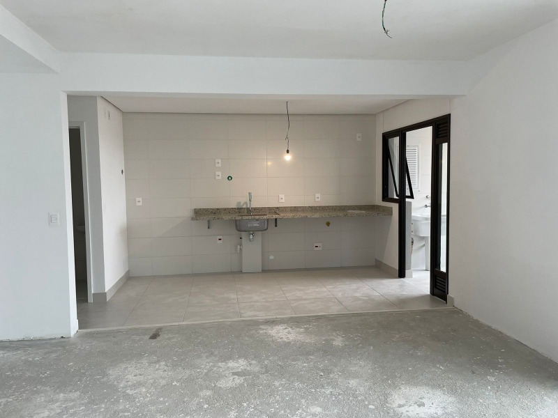 Apartamento à venda com 3 quartos, 159m² - Foto 6