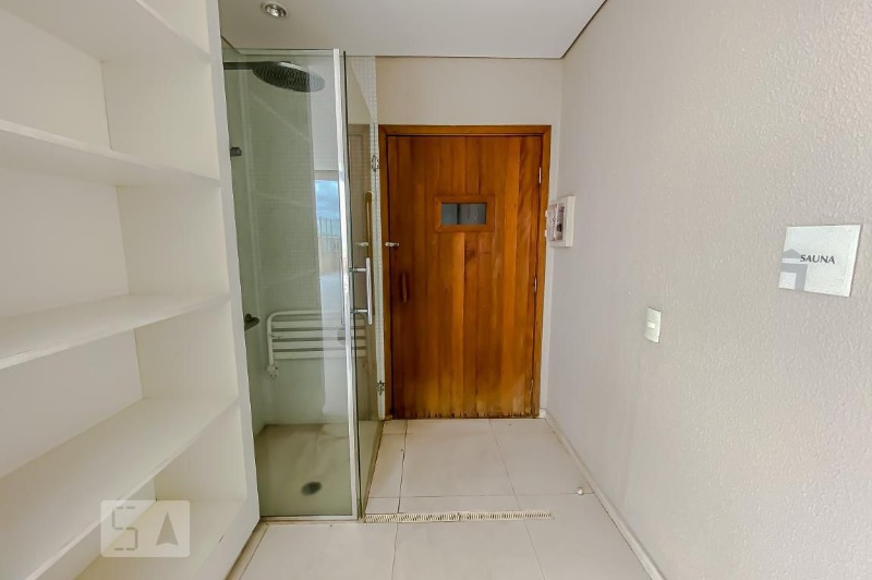 Apartamento à venda com 2 quartos, 68m² - Foto 20