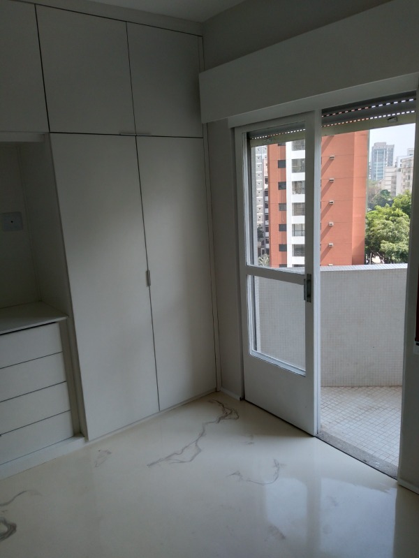 Apartamento para alugar com 1 quarto, 45m² - Foto 9