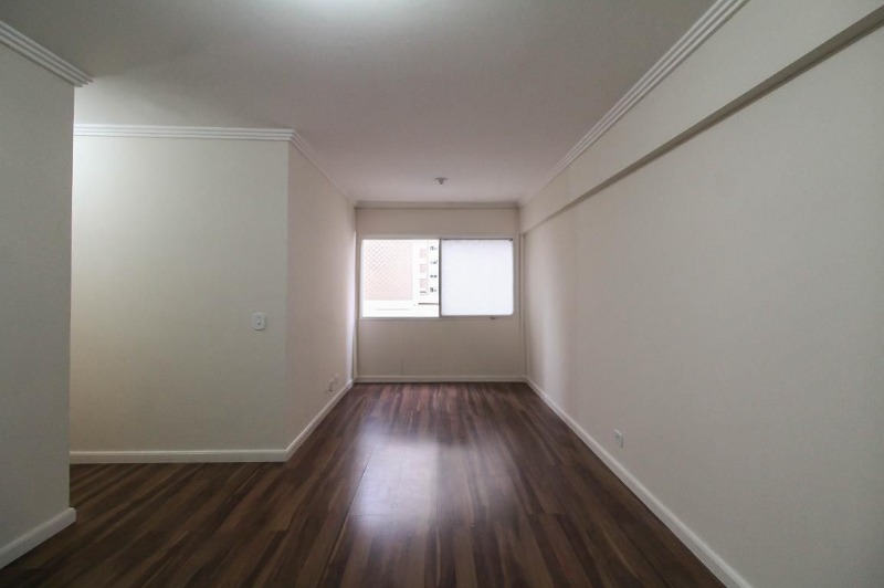 Apartamento à venda com 3 quartos, 70m² - Foto 3