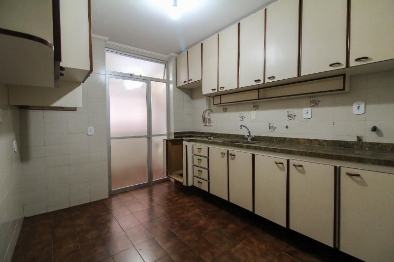 Apartamento à venda com 3 quartos, 70m² - Foto 19