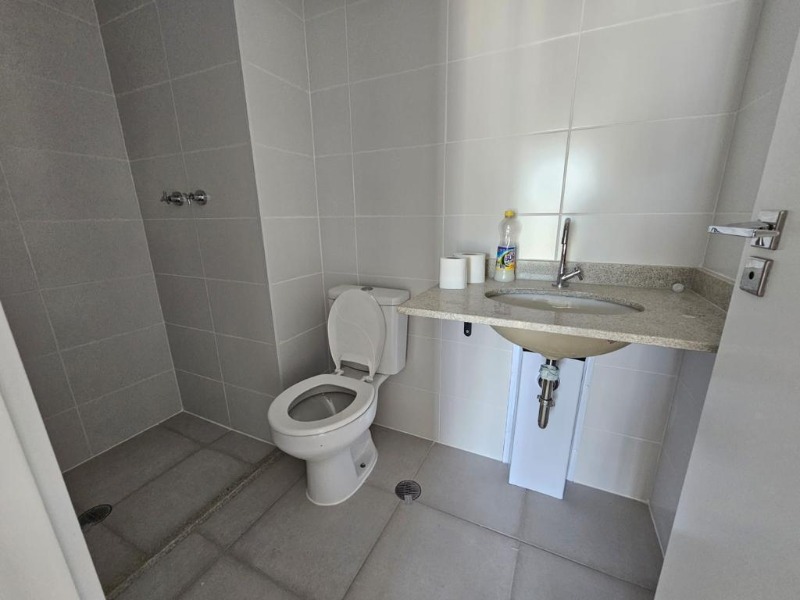 Apartamento à venda com 2 quartos, 64m² - Foto 8