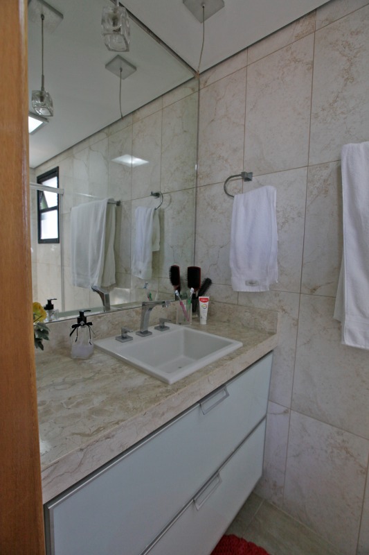 Apartamento à venda com 3 quartos, 79m² - Foto 9