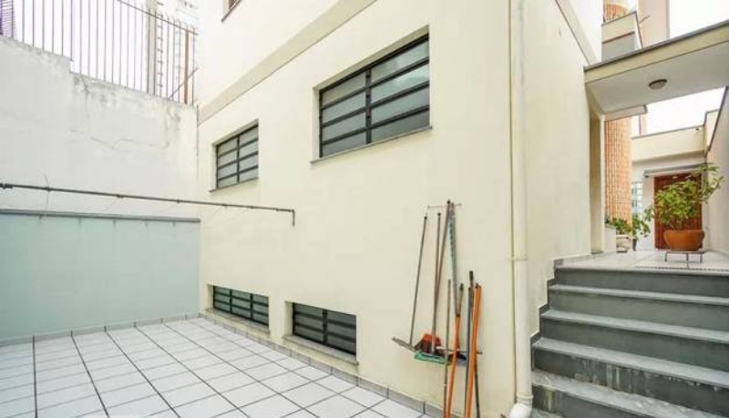 Casa à venda com 3 quartos, 300m² - Foto 11