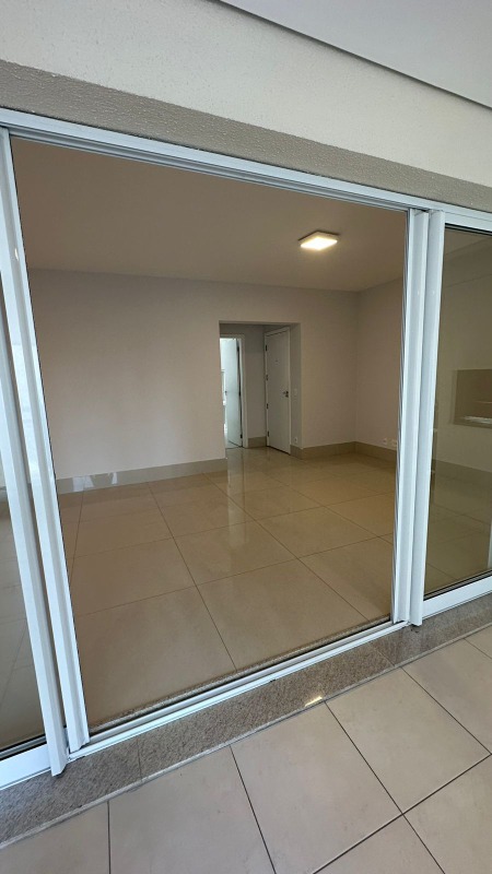 Apartamento à venda com 3 quartos, 145m² - Foto 7