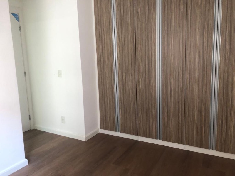 Apartamento à venda com 2 quartos, 68m² - Foto 7