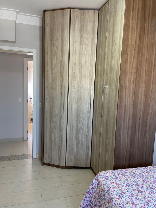 Apartamento à venda com 4 quartos, 157m² - Foto 32