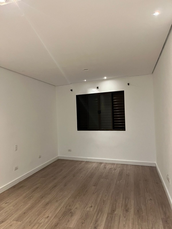 Apartamento à venda com 1 quarto, 30m² - Foto 17