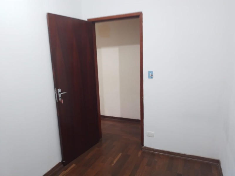 Casa à venda com 4 quartos, 132m² - Foto 8