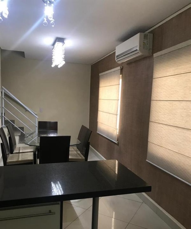 Casa de Condomínio à venda com 3 quartos, 130m² - Foto 1