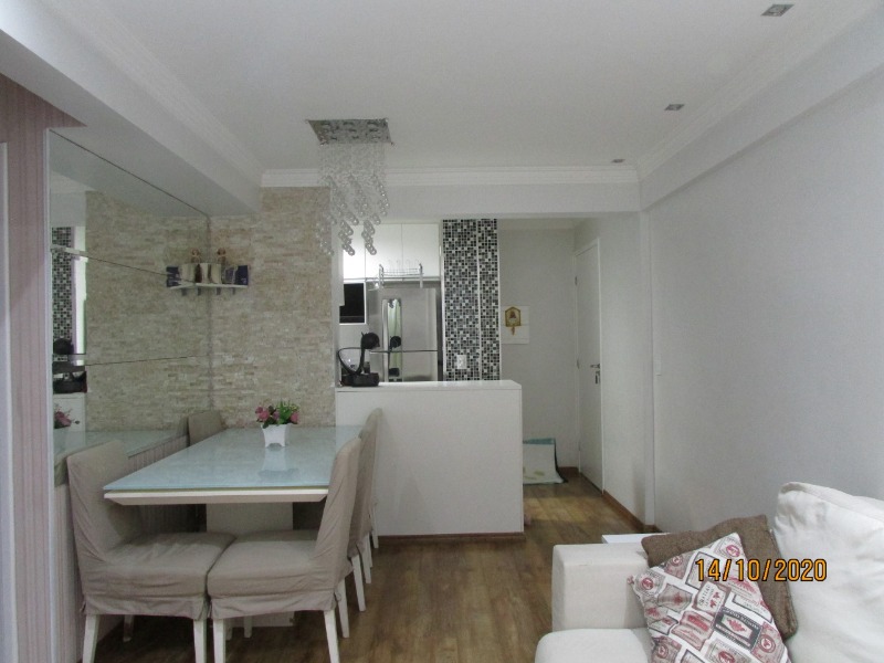 Apartamento à venda com 3 quartos, 68m² - Foto 4