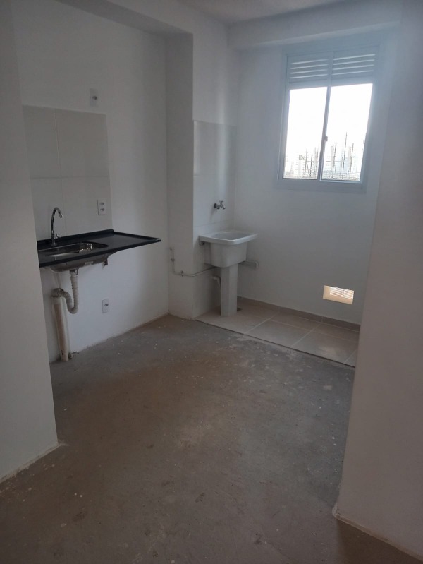 Apartamento à venda com 2 quartos, 38m² - Foto 4