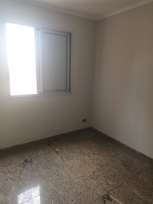 Apartamento à venda com 2 quartos, 52m² - Foto 12