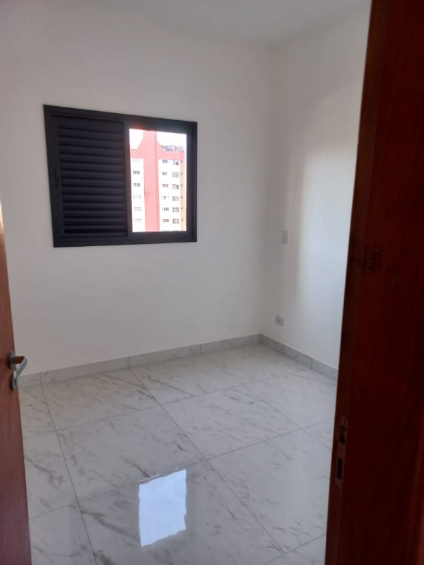 Apartamento à venda com 2 quartos, 40m² - Foto 20