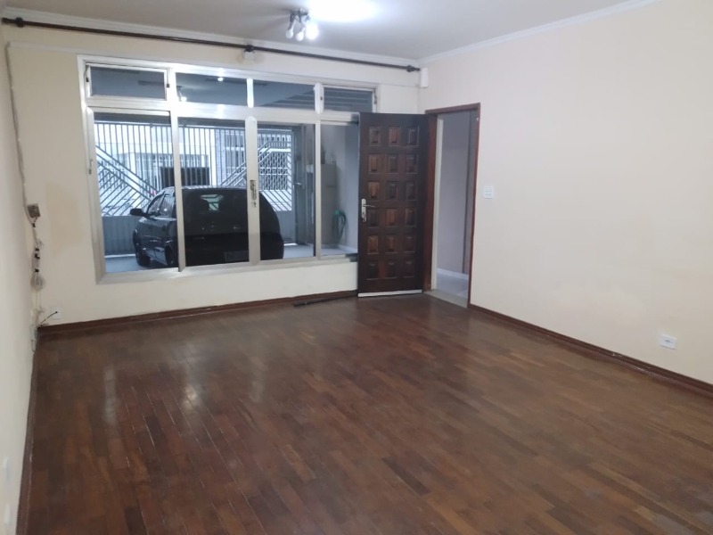 Casa à venda com 4 quartos, 132m² - Foto 1