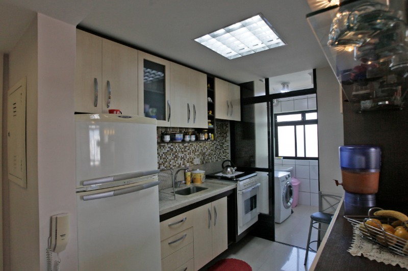 Apartamento à venda com 3 quartos, 79m² - Foto 7