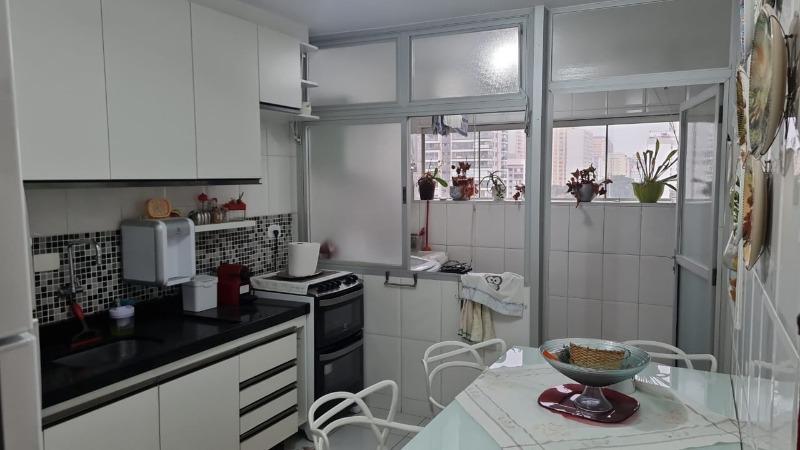 Apartamento à venda com 3 quartos, 102m² - Foto 8