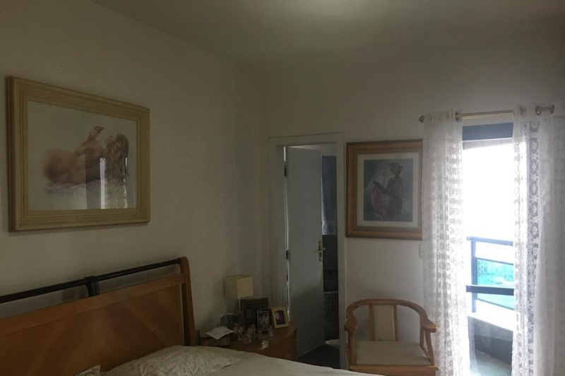 Apartamento à venda com 4 quartos, 180m² - Foto 18