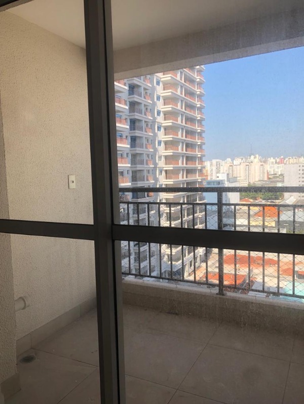 Apartamento à venda com 2 quartos, 68m² - Foto 4