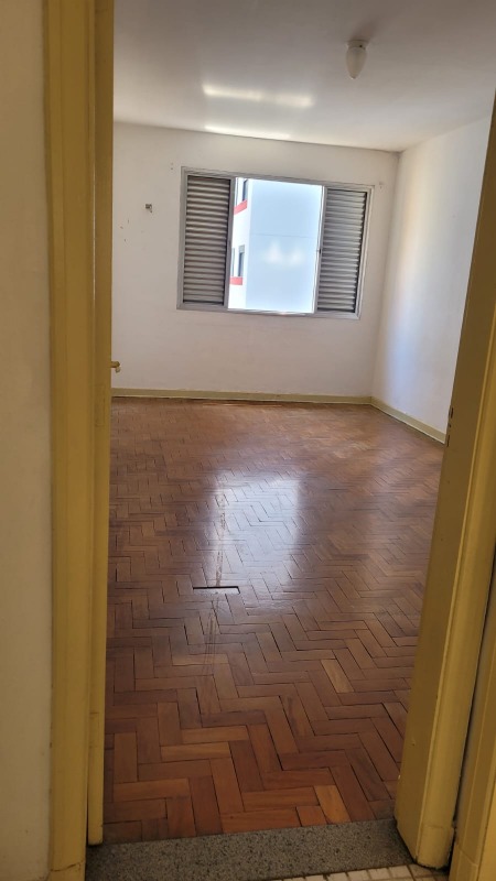 Apartamento à venda com 1 quarto, 44m² - Foto 2