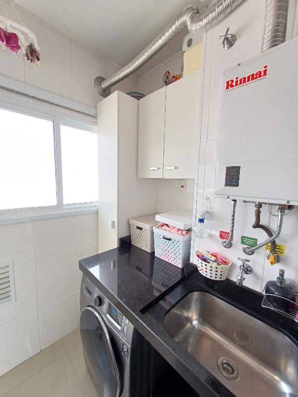 Apartamento à venda com 2 quartos, 79m² - Foto 35