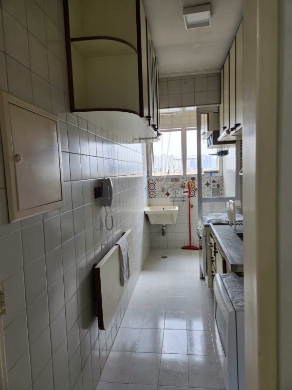 Apartamento à venda com 2 quartos, 51m² - Foto 11