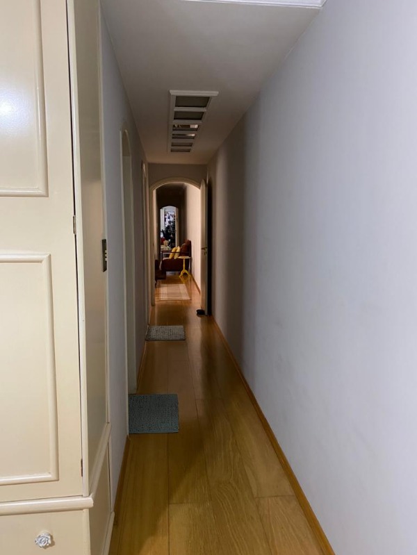 Casa à venda com 3 quartos, 250m² - Foto 5