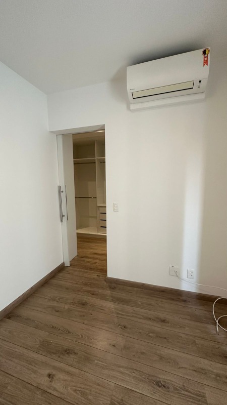 Apartamento à venda com 3 quartos, 145m² - Foto 12