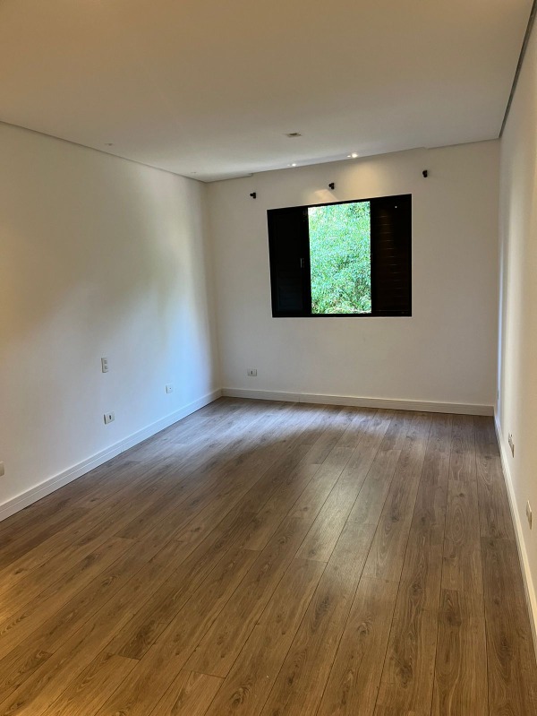 Apartamento à venda com 1 quarto, 30m² - Foto 3