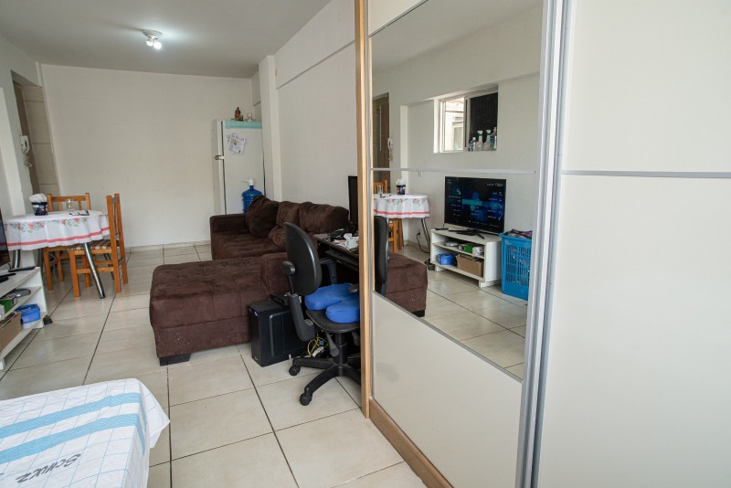 Apartamento à venda com 1 quarto, 28m² - Foto 9