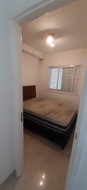 Apartamento à venda com 1 quarto, 40m² - Foto 14